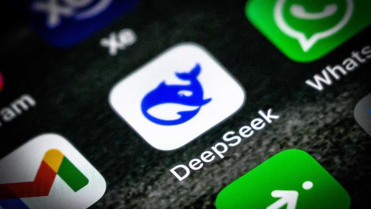This file photo illustration shows the DeepSeek app on a mobile phone in Hong Kong, Jan. 28, 2025. (AFP Photo)