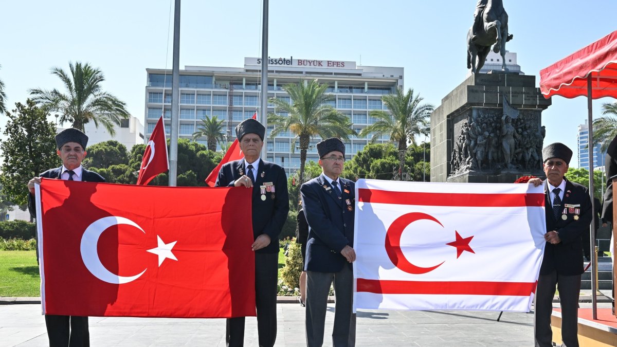 Members of a veterans' association mark Peace and Freedom Day, Izmir, western Türkiye, July 20, 2023. (AA Photo)