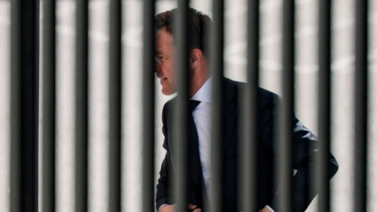 Trump slams NATO, renews Greenland threat in meeting with Rutte