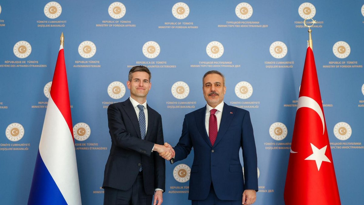 Foreign Minister Hakan Fidan meets with Dutch Foreign Minister Tom Berendsen at the Foreign Ministry, Ankara, Türkiye, April 9, 2026. (AA Photo)