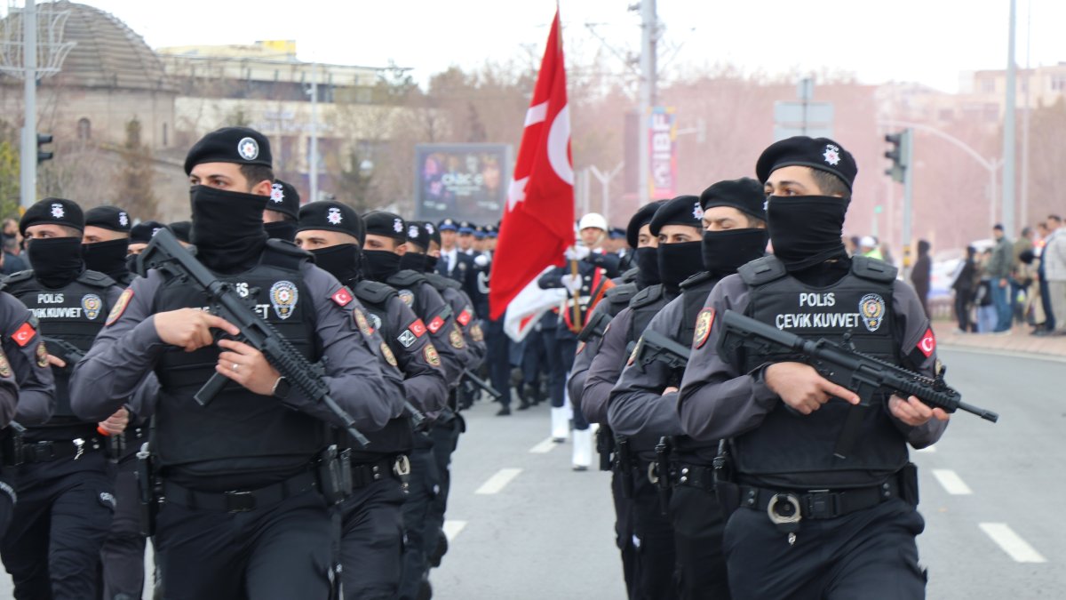 Police mark the 181st anniversary of the Turkish Police Organization with a parade, Kayseri, Türkiye, April 10, 2026. (AA Photo) 