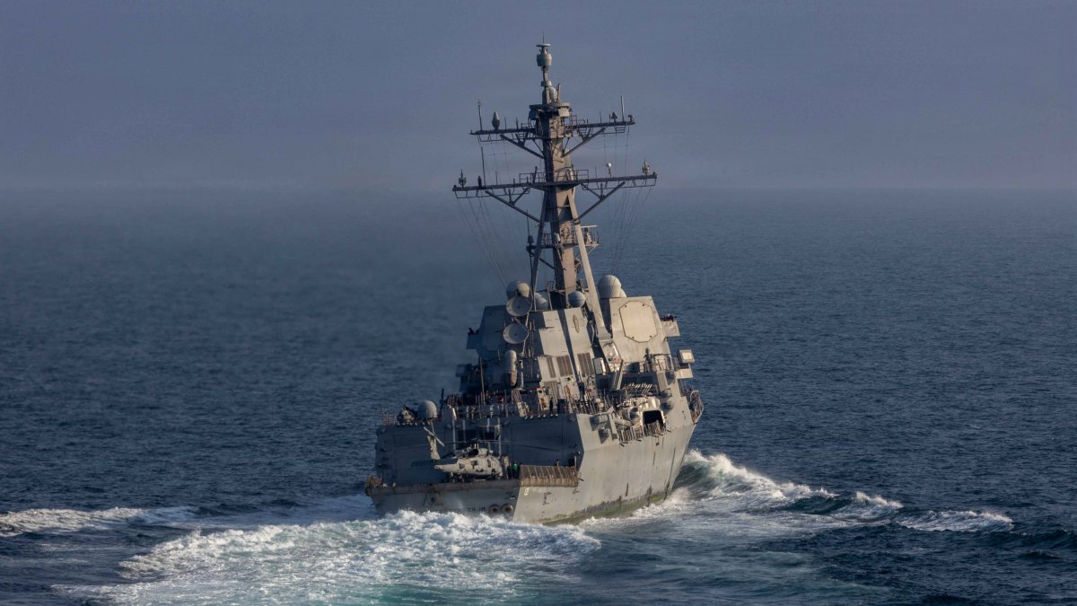 Arleigh Burke-class guided-missile destroyer USS Frank E. Petersen Jr. sails in the Arabian Sea for a mission supporting Operation Epic Fury during the Iran war at an undisclosed location, March 18, 2026. (Reuters Photo)