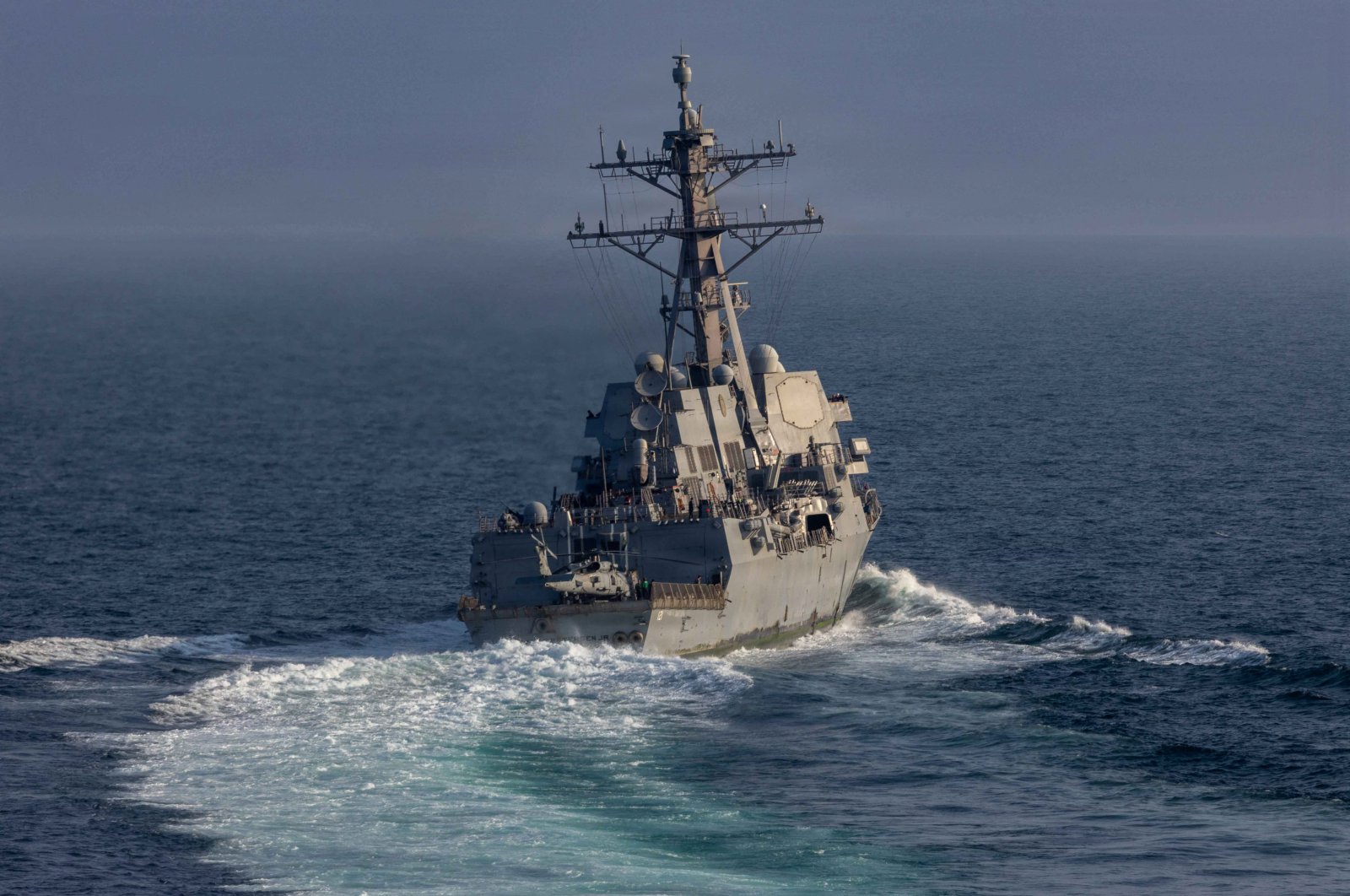 Iran denies any US navy ships passed Hormuz, warns of attack | Daily Sabah