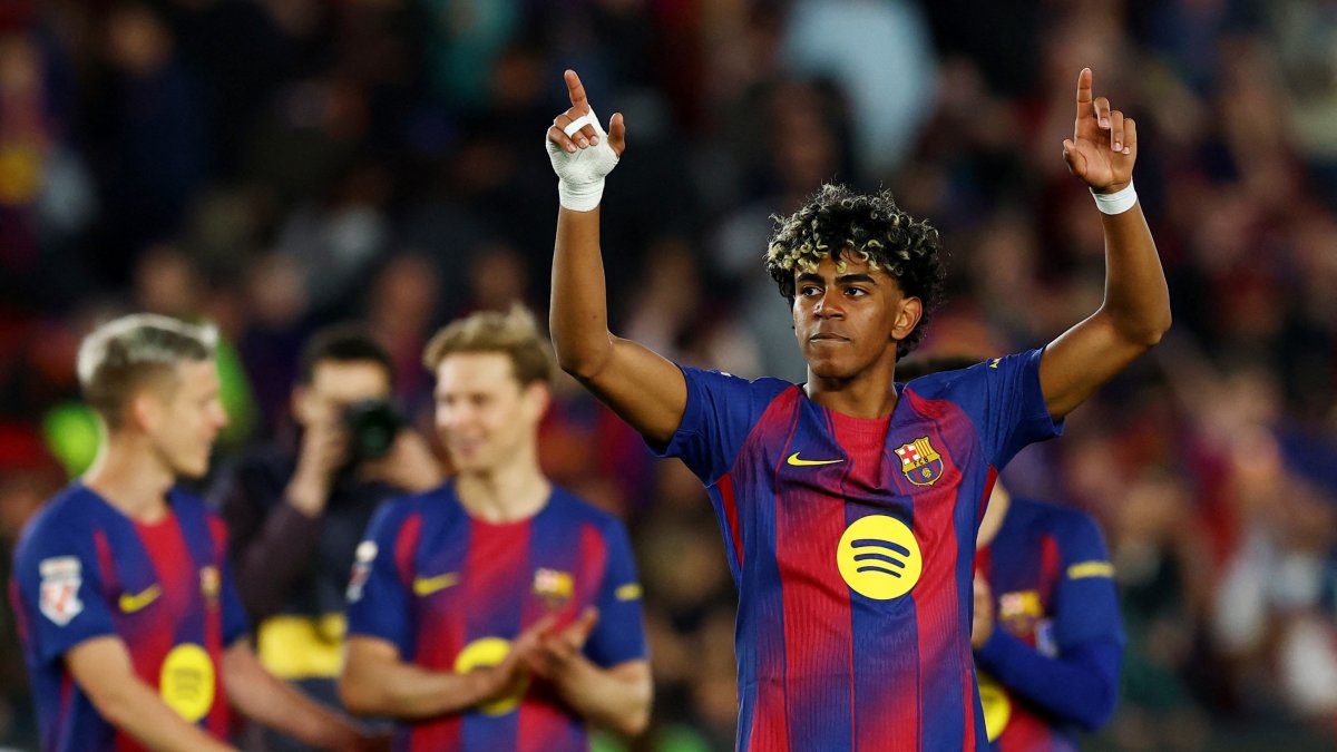 Barcelona's Lamine Yamal celebrates after a La Liga match against Espanyol in Barcelona, Spain, April 11, 2026. (Reuters Photo)