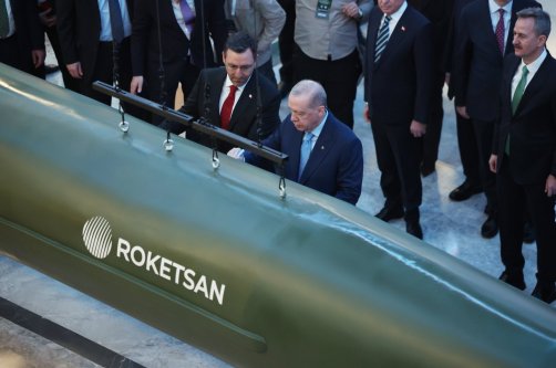 President Recep Tayyip Erdoğan signs off a Tayfun Blok-4 hypersonic missile developed by Turkish defense giant Roketsan, in a ceremony, Ankara, Türkiye, April 7, 2026. (AA Photo)