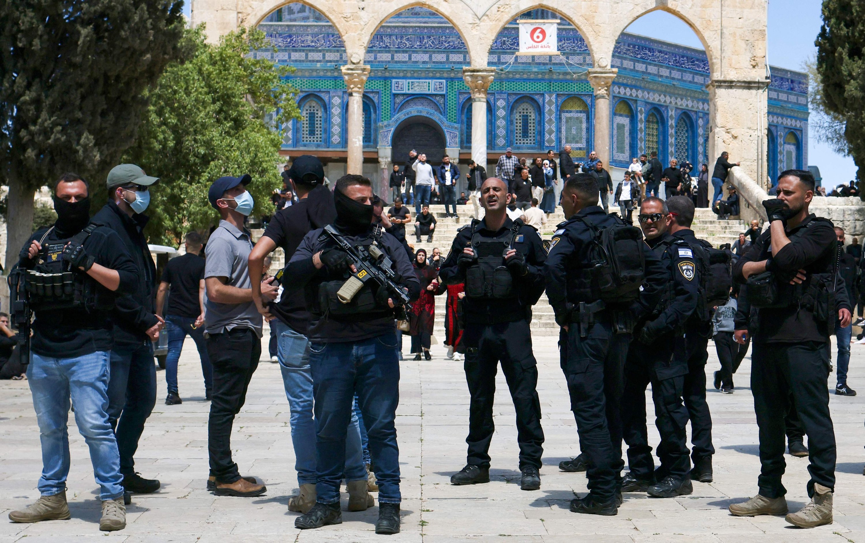 Hundreds of Israeli settlers storm Al-Aqsa Mosque under police protection