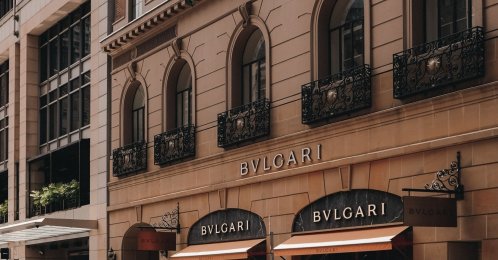 A woman walks by the fashion store Bvlgari, Sydney, Australia, Aug. 3, 2022. (Shutterstock Photo)