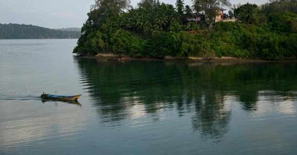 A fisherman returns to the jetty on Kamorta island in the Andaman and Nicobar archipelago, March 25, 2026. (AFP Photo)