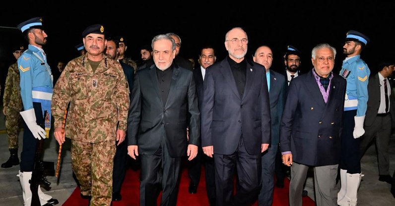 Pakistan's Foreign Minister Ishaq Dar (2nd R) and Army Chief Syed Asim Munir (2nd L) walk with Iran's Foreign Minister Abbas Araghchi (C-L) and Iran’s Parliament Speaker Mohammad Bagher Ghalibaf (C-R) upon their arrival at Nur Khan air base in Rawalpindi, near Islamabad, Pakistan, April 11, 2026. (AFP Photo)