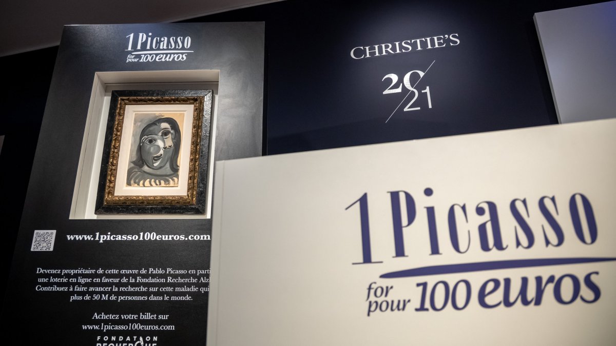The commissioner's desk during the "1 Picasso for 100 euros" charity raffle draw to win Pablo Picasso’s work "Portrait of Dora Mar," Paris, France, April 14, 2026. (EPA Photo)