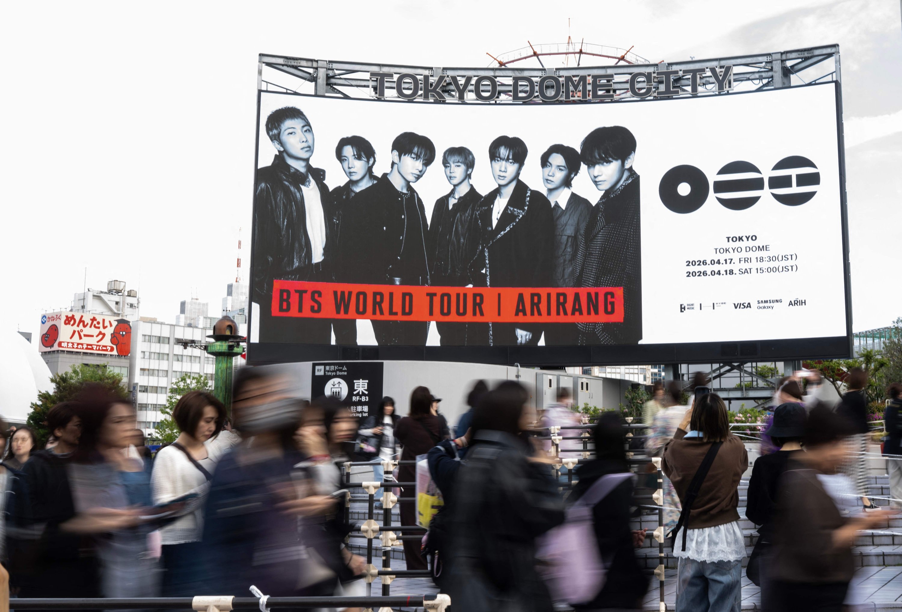 Crowds gather in Tokyo as BTS resumes global touring cycle