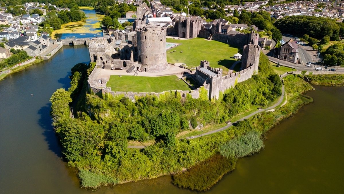 Prehistoric hidden cave discovered beneath Welsh castle
