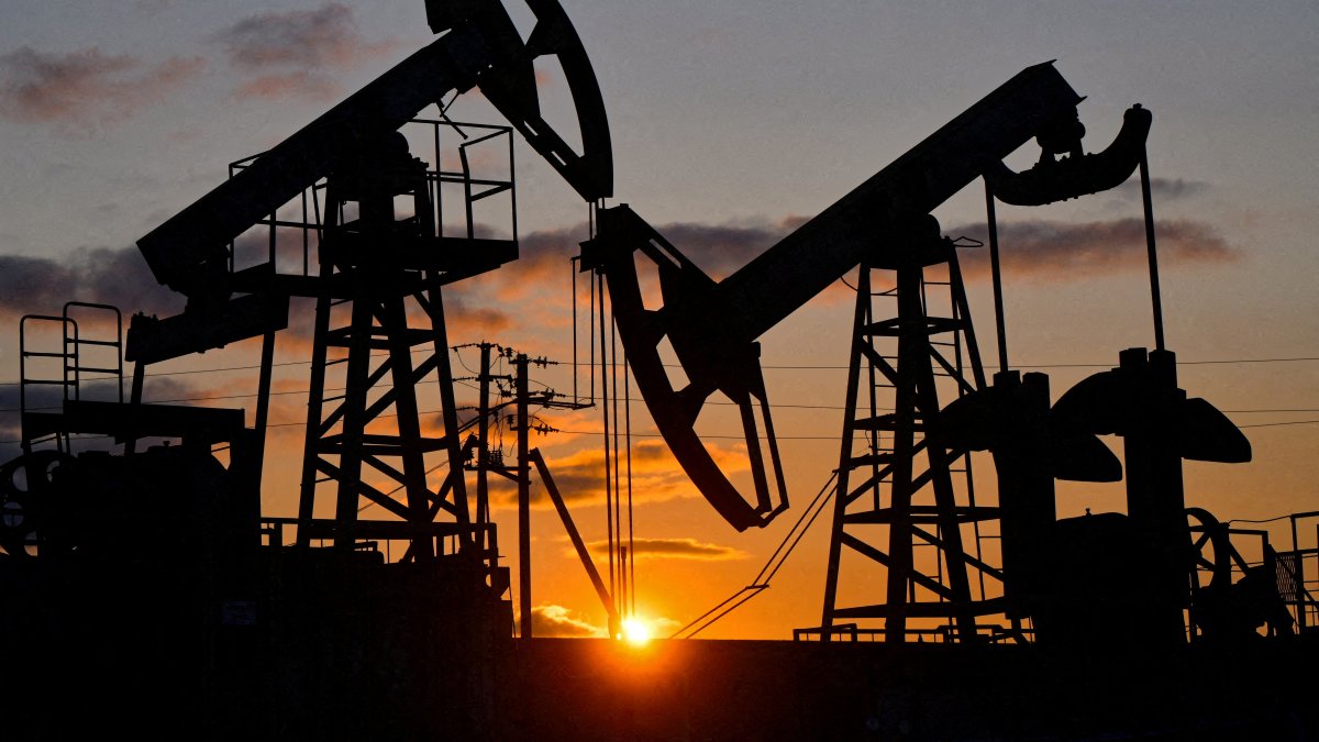A view shows oil pump jacks outside Almetyevsk in the Republic of Tatarstan, Russia, June 4, 2023. (Reuters Photo)