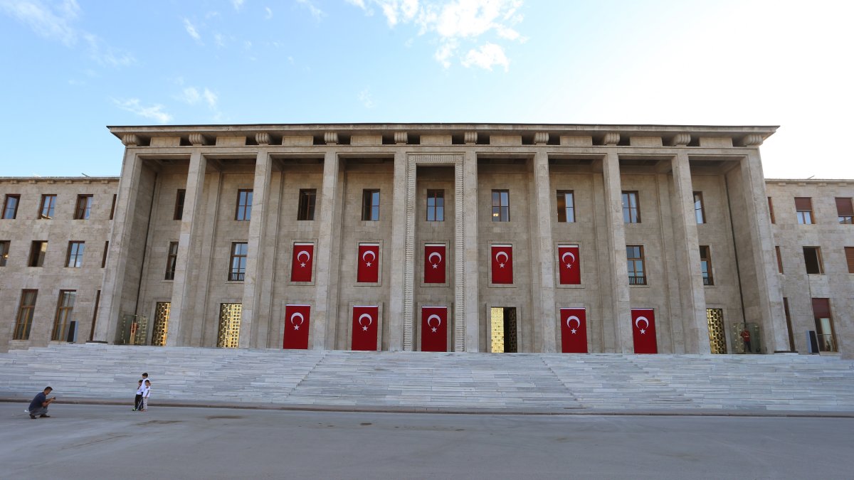 Turkish Parliament resumes session with mixed feelings