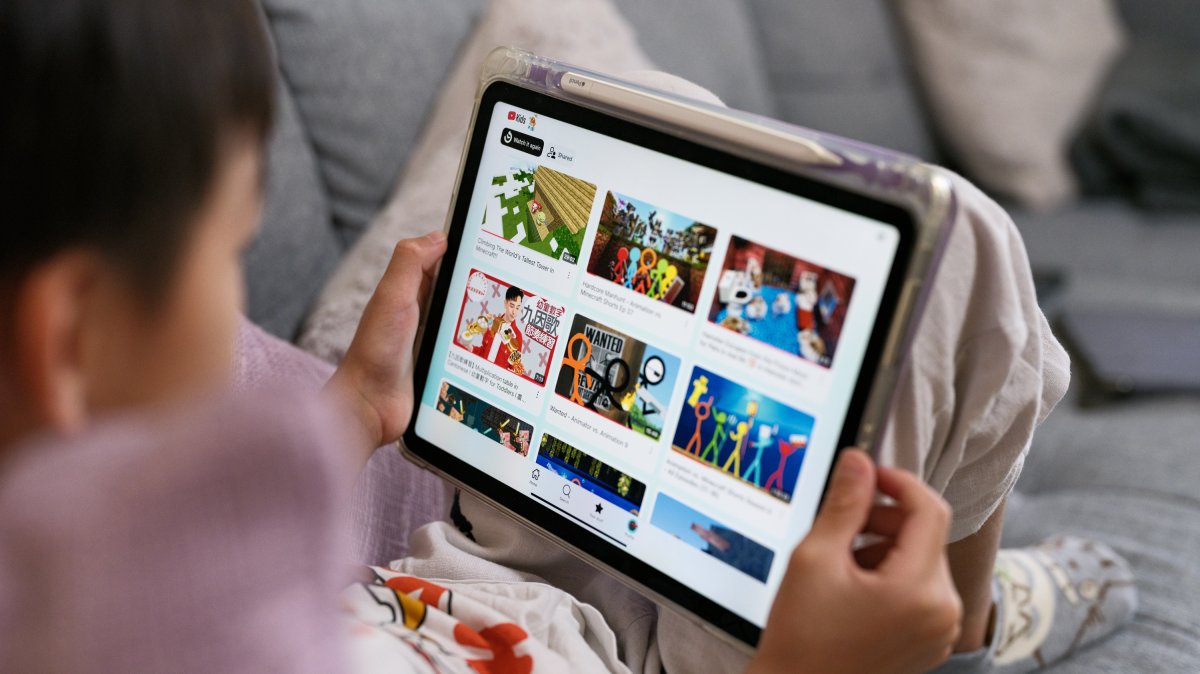 Türkiye rallies int’l community for protection of children in digital age