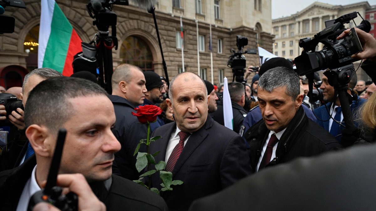 Bulgaria's President Rumen Radev (C) meets with supporters as he leaves the Bulgarian Presidency, Sofia, Bulgaria, Jan. 23, 2026. (AFP Photo)