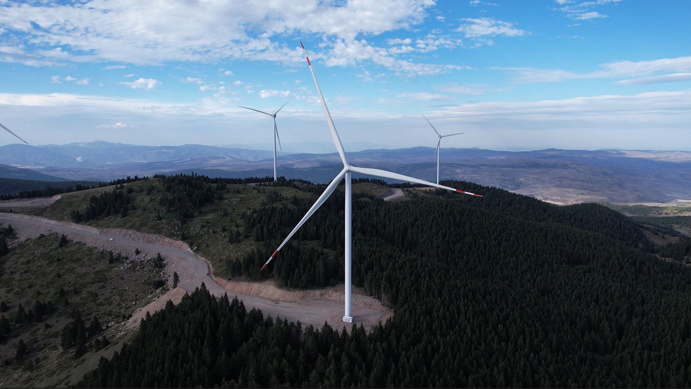 Wind turbines are seen in the Çerkeş district of Çankırı province, north-central Türkiye, Nov. 4, 2025. (AA Photo)