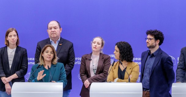 Portuguese Member of the European Parliament (MEP) Catarina Martins (C-L) speaks alongside French MEP Manon Aubry (C-R) during a press conference on the 'Justice for Palestine' European Citizens' Initiative (ECI) in Brussels, Belgium, April 15, 2026. (EPA Photo)