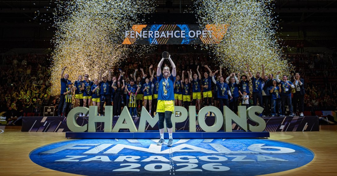 Fenerbahçe players celebrate winning the EuroLeague Women basketball title in Zaragoza, Spain, April 19, 2026. (IHA Photo)