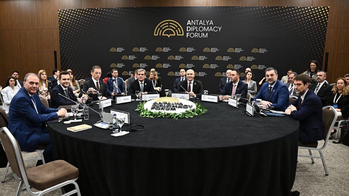 During the Antalya Diplomacy Forum, the panel titled “Promoting Peace in the Balkans: Dialogue, Business, and Connectivity” was held with the participation of high officials from the Balkan countries, Antalya, Türkiye, April 18, 2026. (AA Photo)