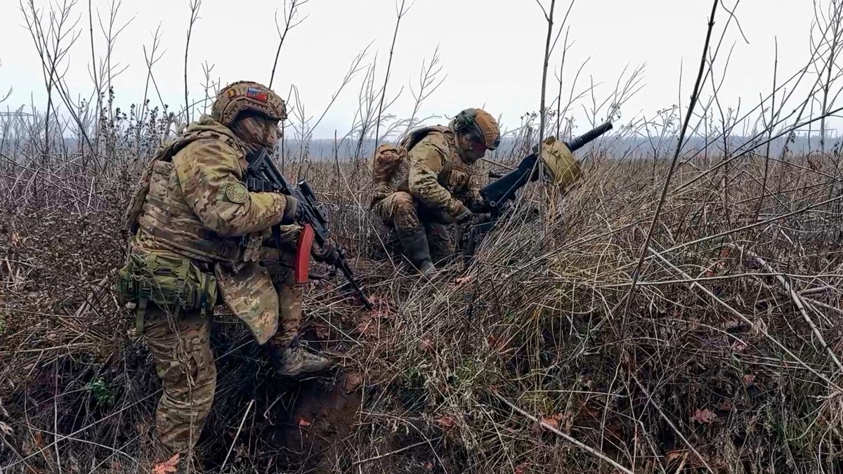 Russian soldiers prepare to fire a grenade launcher toward Ukrainian positions on an undisclosed location in Ukraine, March 31, 2026. (AP Photo)