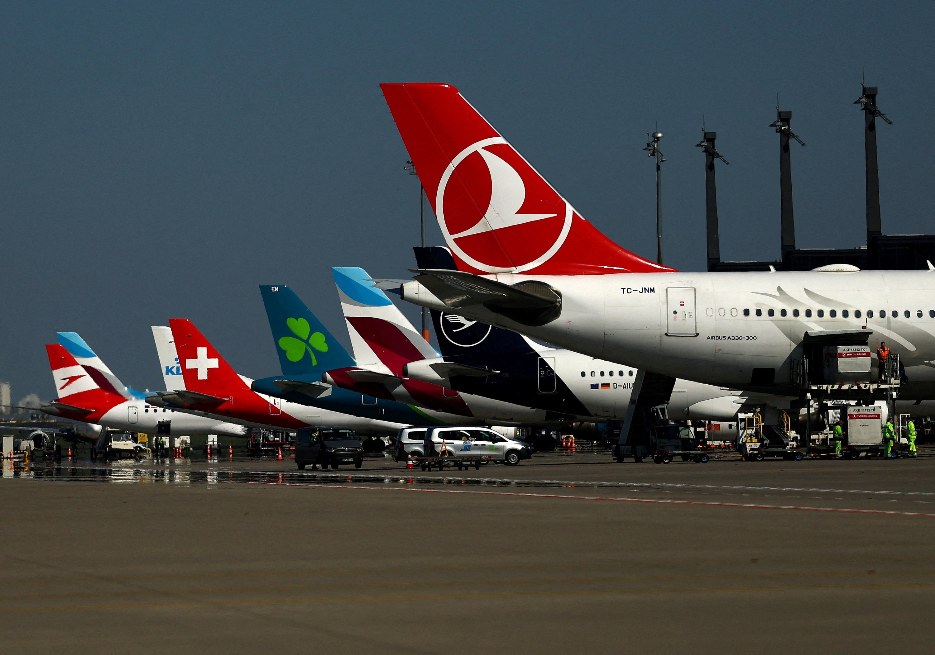 Türkiye faces no jet fuel supply issues: Transport Minister