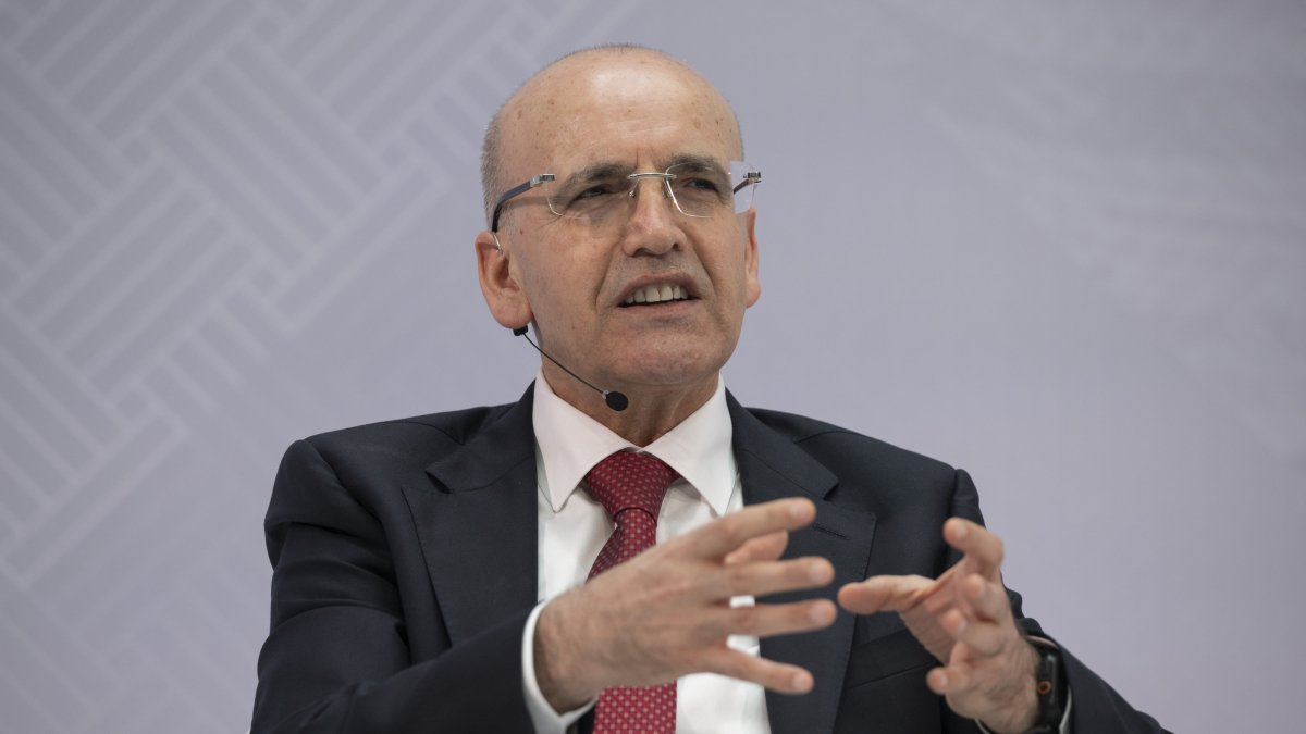 Treasury and Finance Minister Mehmet Şimşek speaks at a panel on the sidelines of the IMF-World Bank Spring Meetings, Washington, U.S., April 17, 2026. (AA Photo)