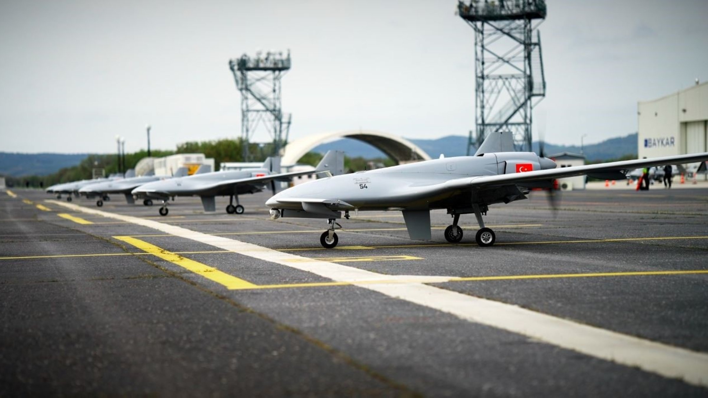 Turkish powerhouse Baykar unveils next-generation AI-powered drones