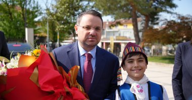 Justice Minister Akın Gürlek is welcomed by citizens during his visit for a series of meetings and inspections, Edirne, Türkiye, April 24, 2026. (IHA Photo)