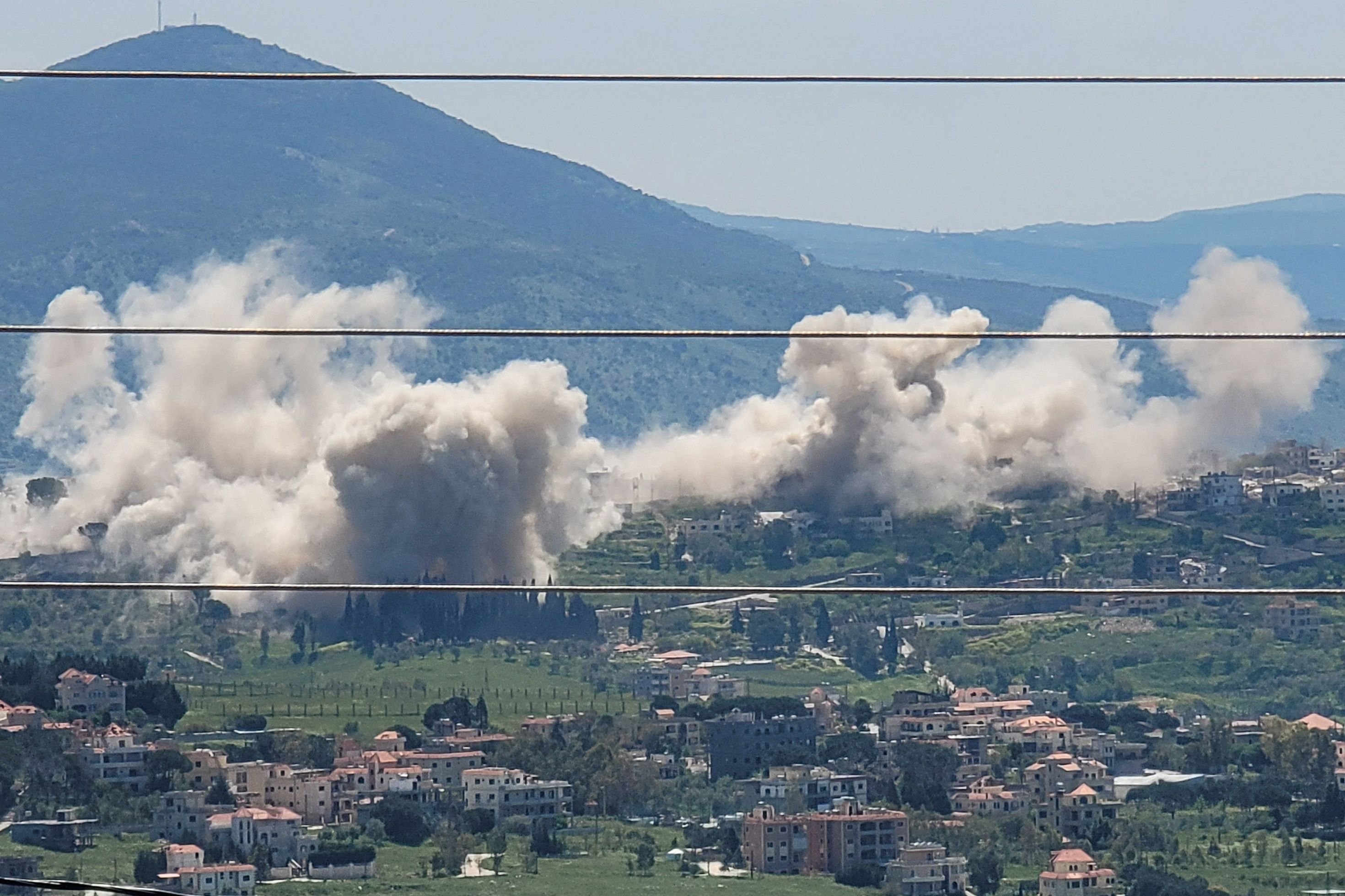 Israeli strikes in southern Lebanon kill 4 despite cease-fire