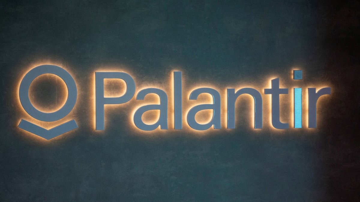 The logo of U.S. software company Palantir Technologies, Davos, Switzerland, May 22, 2022. (Reuters Photo)