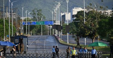 Police officers stand guard near the Serena Hotel, the venue for expected U.S.-Iran talks, Islamabad’s Red Zone, Pakistan, April 25, 2026. (AFP Photo)