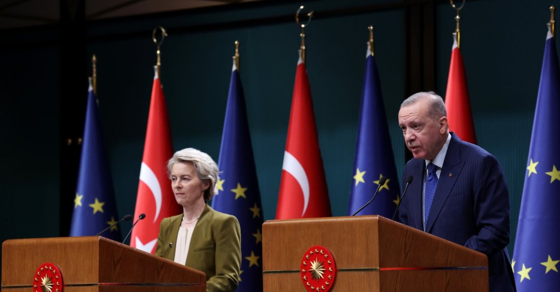 President Recep Tayyip Erdoğan makes a statement after his meeting with EU Commission President von der Leyen (L), Ankara, Türkiye, Dec. 17, 2024. (Getty Images Photo)