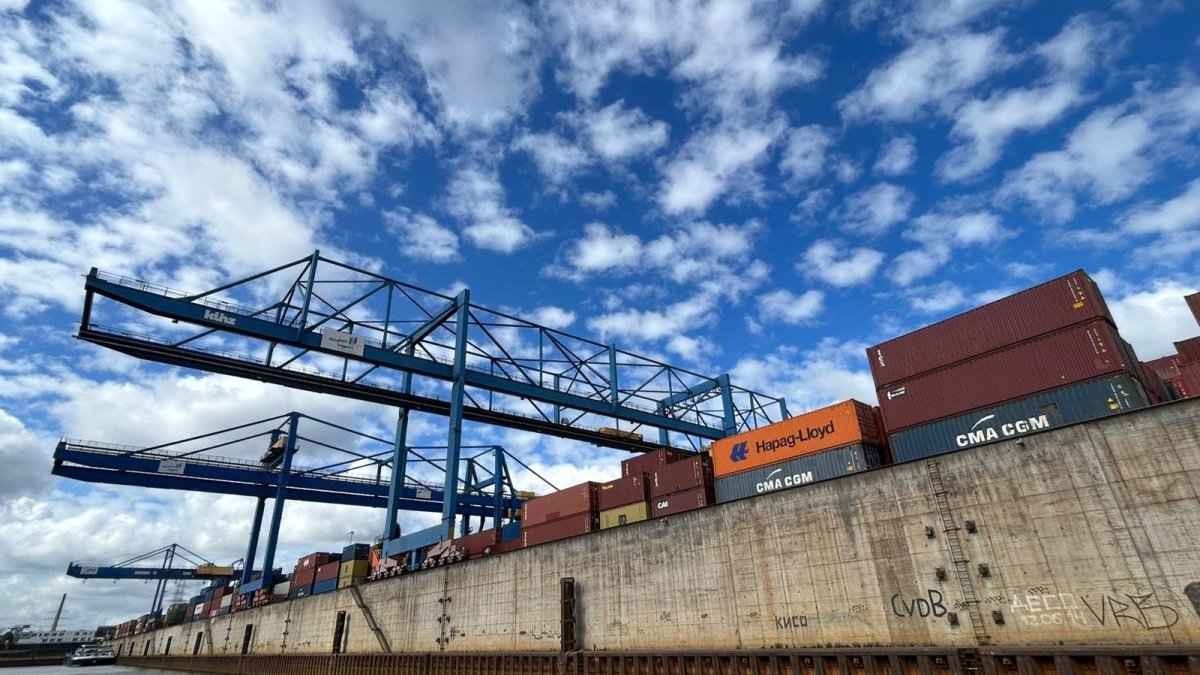 Türkiye's trade gap widens 56% to $11.2B in March