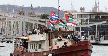 A boat makes a symbolic leave from Barcelona's Port Vell, Barcelona, Spain, April 12, 2026. (AFP File Photo)