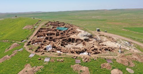 A general view of the excavation site in Karahantepe, as part of the Taş Tepeler Project, Şanlıurfa, Türkiye, April 27, 2026. (AA Photo)