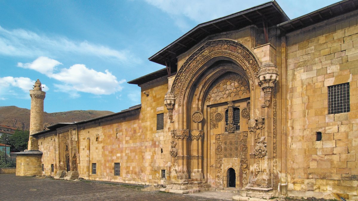 A view of Divriği Ulu Cami and Hospital, showing the secondary entrance to the Grand Mosque and the façade of the adjoining hospital, Sivas, Türkiye. (Getty Images Photo)