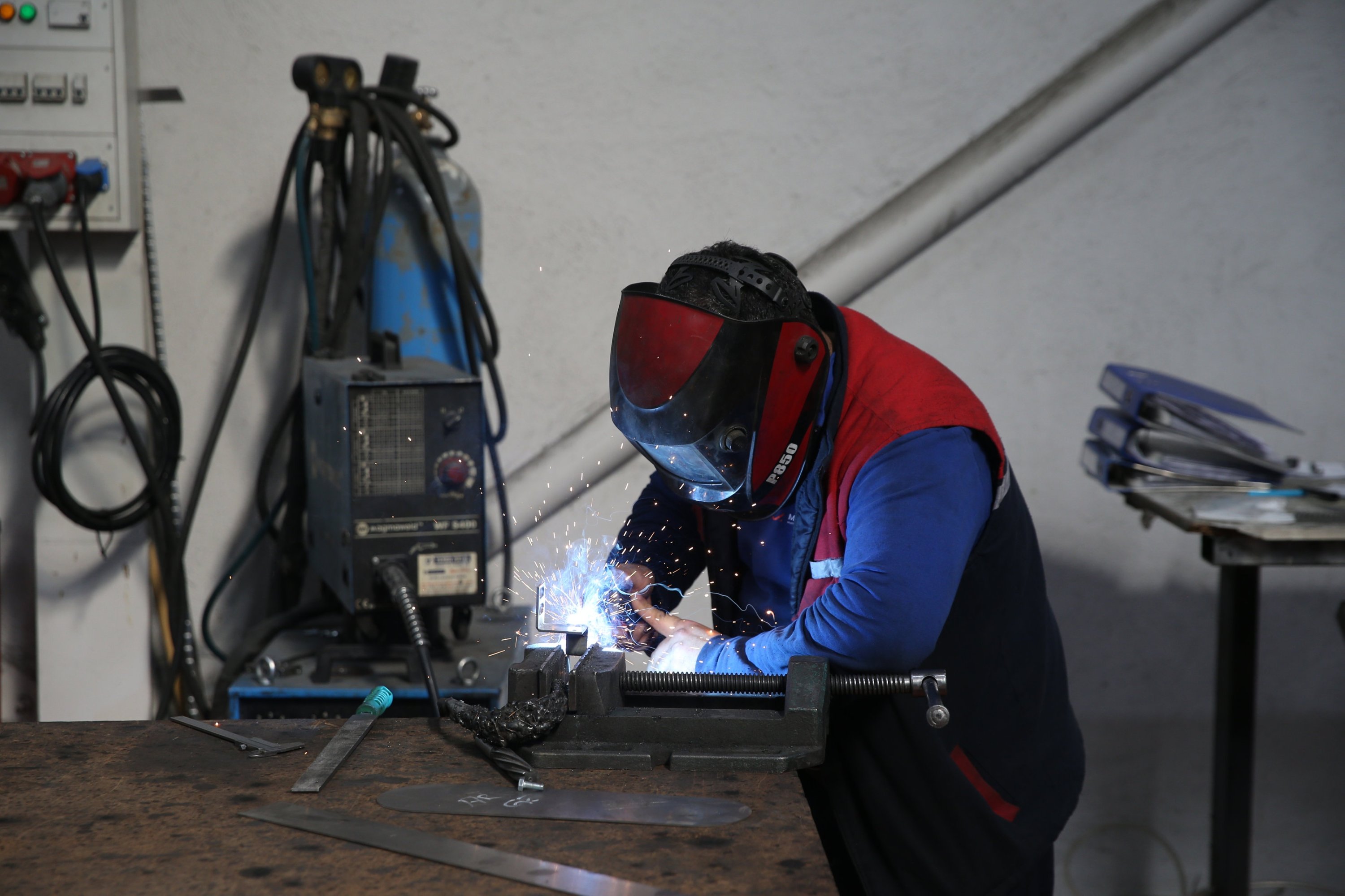 Iran war weighs on Turkish manufacturing in April