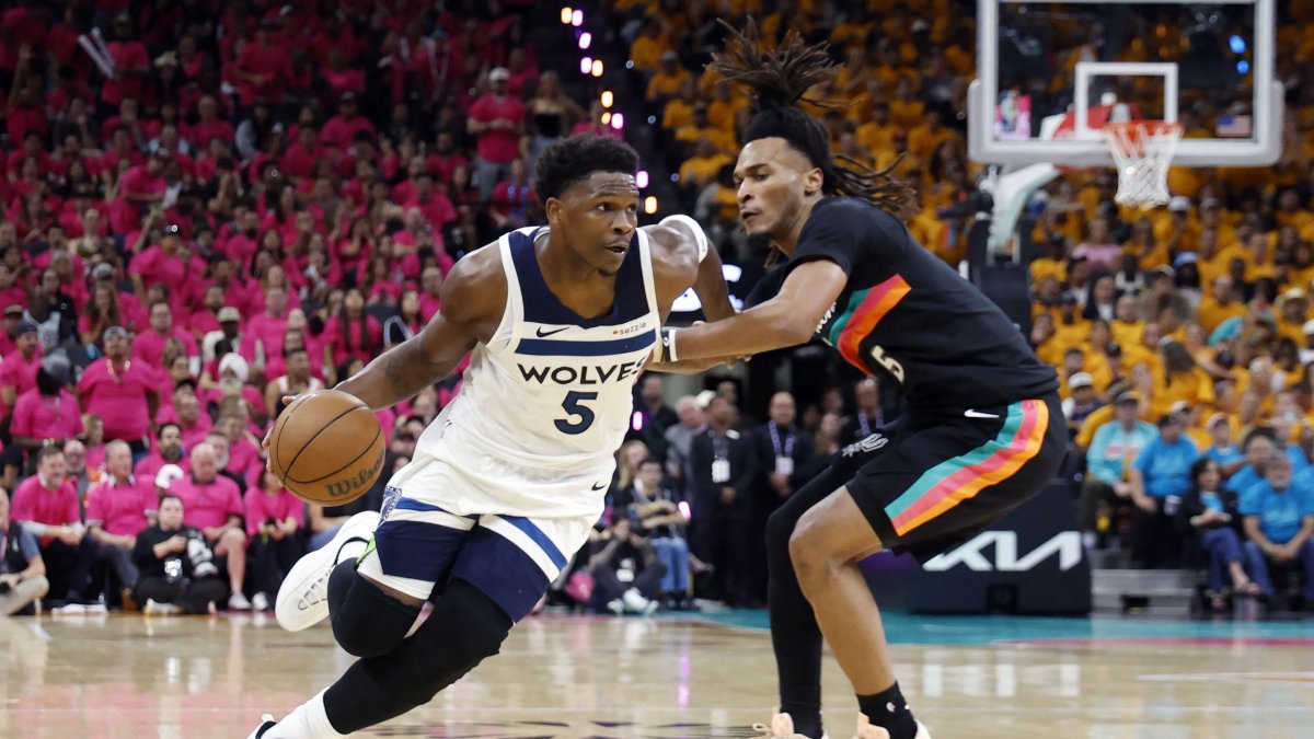 Minnesota Timberwolves' Anthony Edwards (L) drives around San Antonio Spurs' Stephon Castle during the second half of a game in Game One of the Second Round of the NBA Western Conference Playoffs at Frost Bank Center, San Antonio, U.S., May 4, 2026. (AFP Photo)