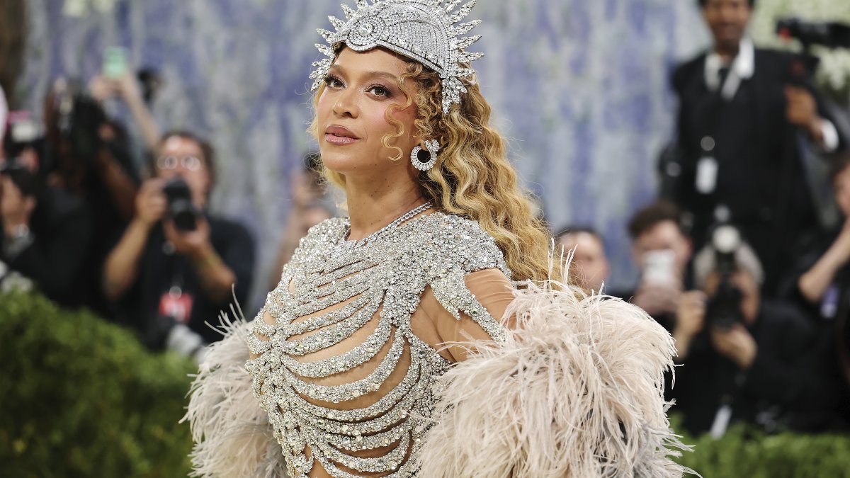 Beyoncé attends the 2026 Met Gala celebrating "Costume Art" at the Metropolitan Museum of Art, New York, U.S., May 4, 2026. (Getty Images Photo)