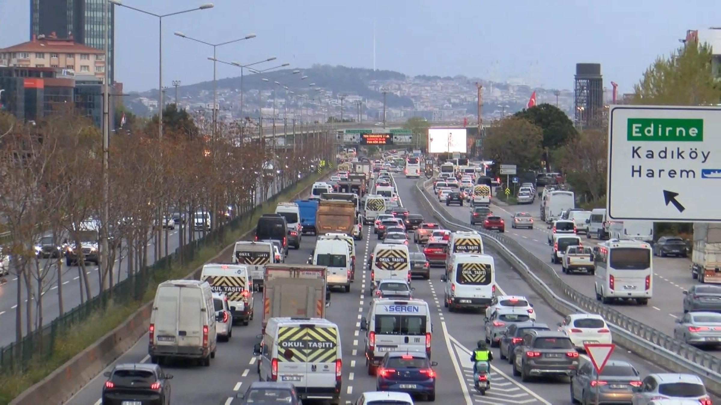 A general view of vehicles on a highway in Istanbul, Türkiye, May 4, 2026. (DHA Photo)