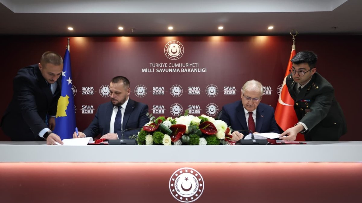 Türkiye, Kosovo sign military financial cooperation deal in Istanbul