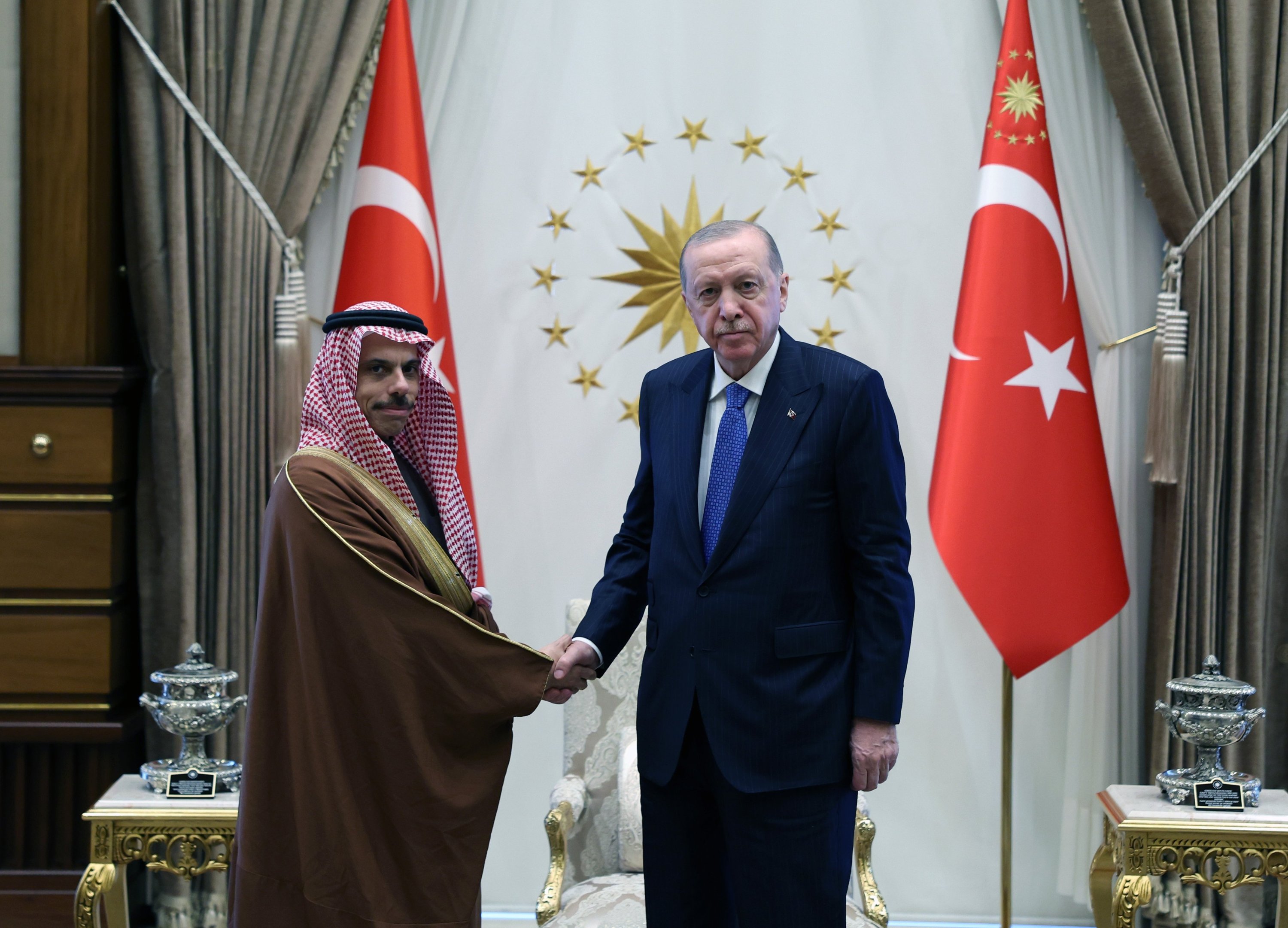 President Erdoğan receives Saudi foreign minister in Ankara