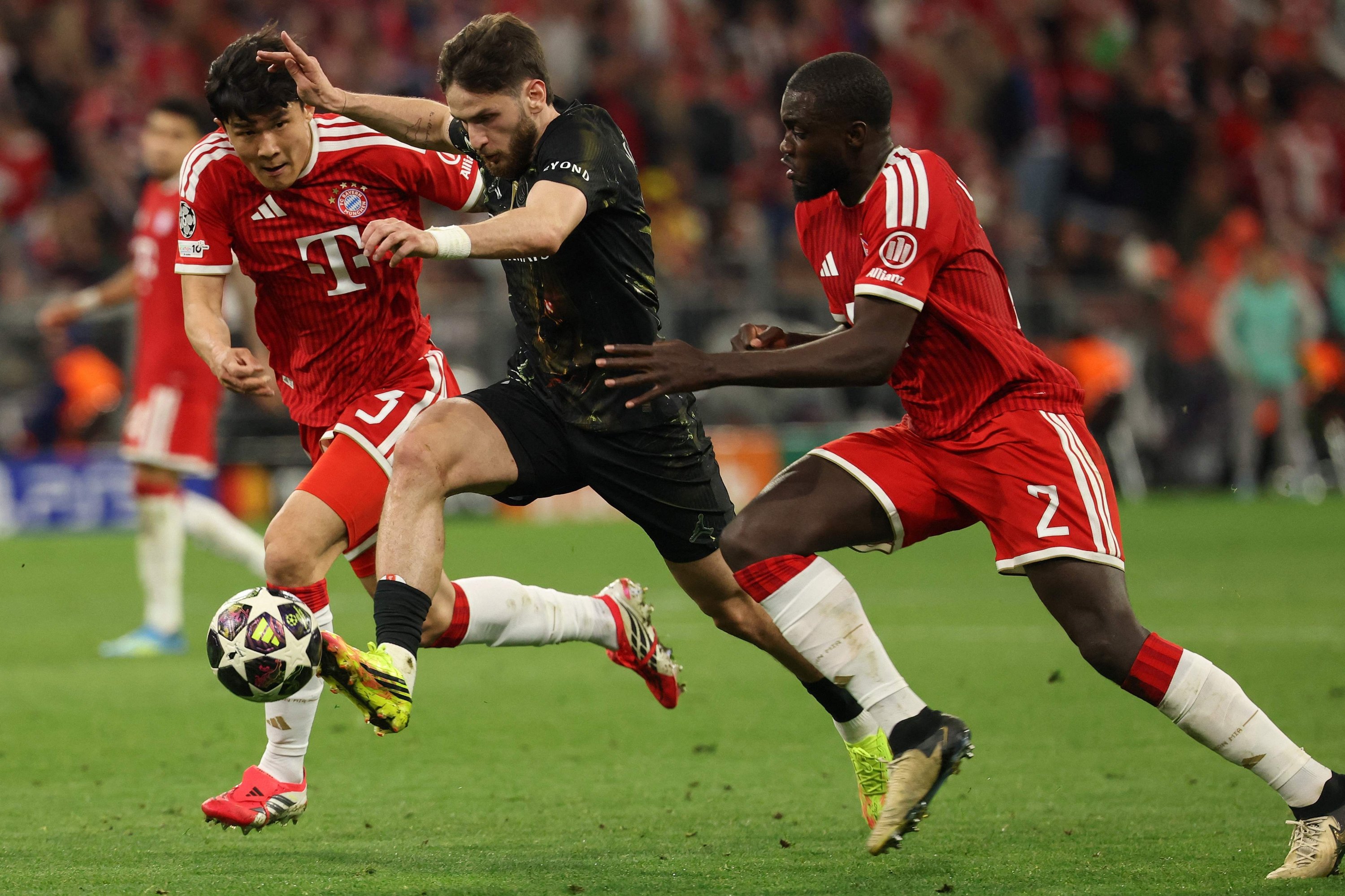 PSG edge Bayern Munich to book 2nd Champions League final