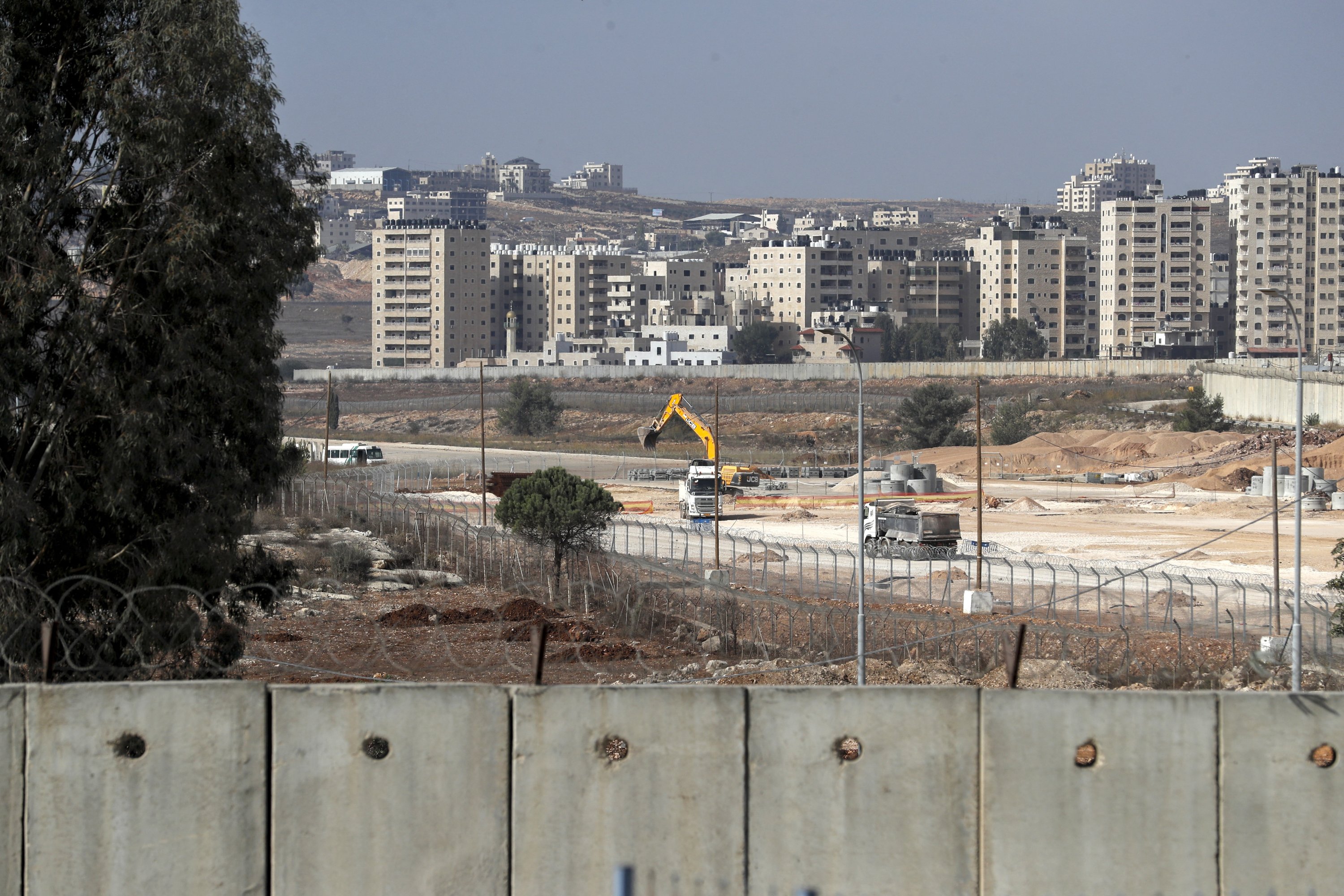 Israel plans Jewish heritage center at Palestinian airport in E. Jerusalem