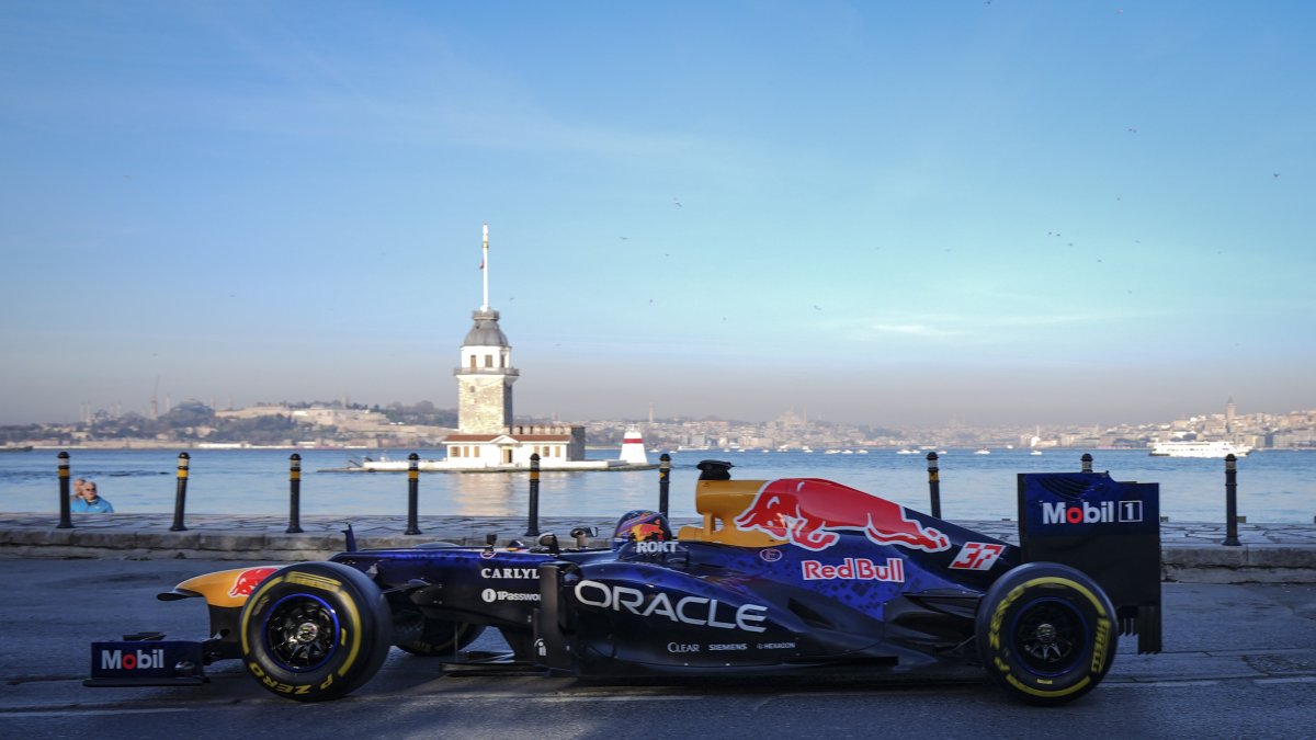 A Formula One car is displayed with the Maiden Tower showing in the background, Istanbul, Türkiye, April 24, 2026. (AA Photo)
