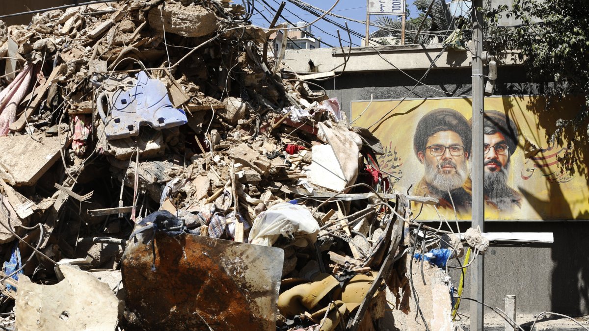 A view of a partially damaged building targeted by an Israeli strike in the neighborhood of Haret Hreik, a southern suburb of Beirut, Lebanon, May 7, 2026. (EPA Photo)