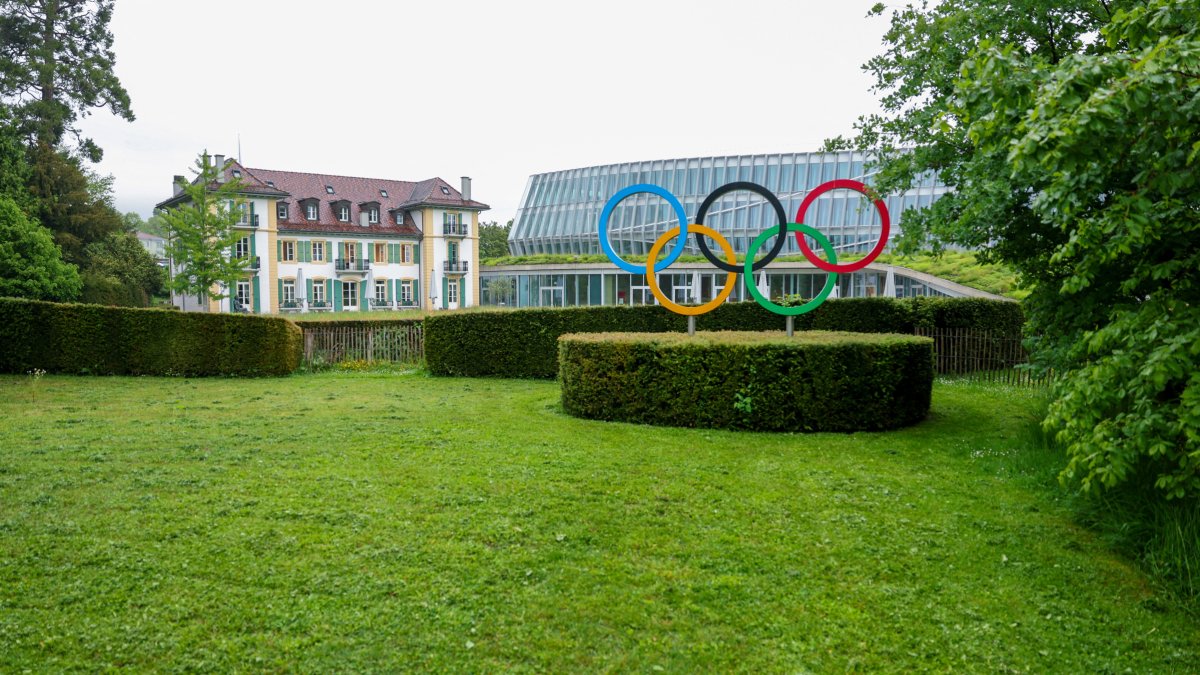 IOC lifts Belarus athlete bans, opens path to LA 2028 qualifiers