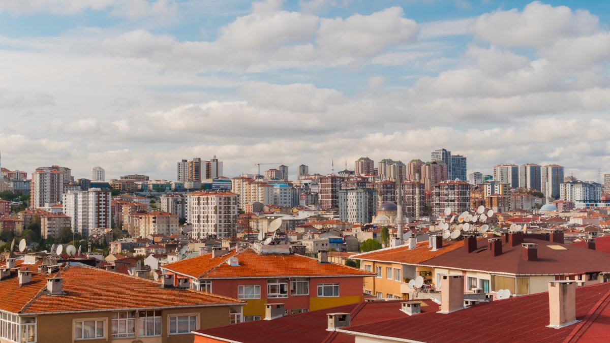 Türkiye introduces new rules to limit high apartment fees