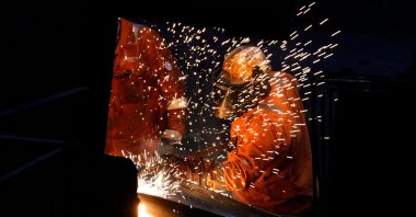 Workers in the rail and sections hot end rolling mill at the British Steel site in Scunthorpe, Lincolnshire, U.K., April 17, 2025. (AFP Photo)